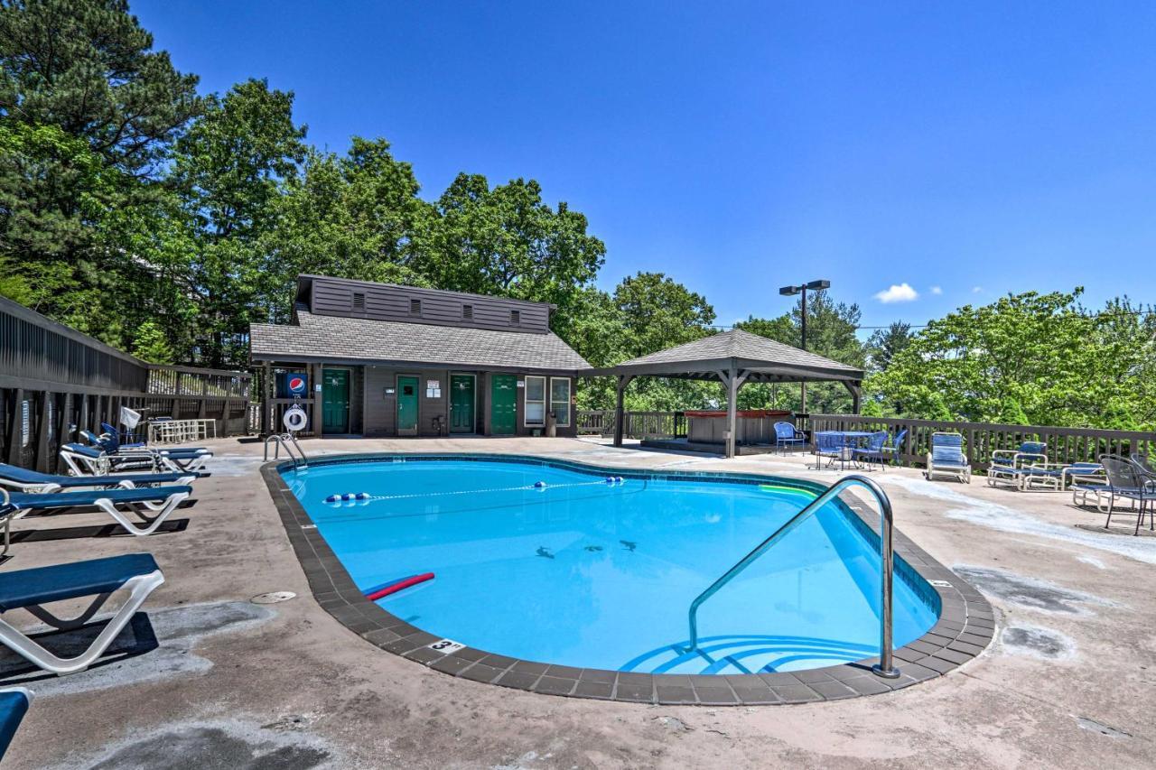 Condo With Pool And Grill Access About 4 Mi To Gatlinburg! Kültér fotó