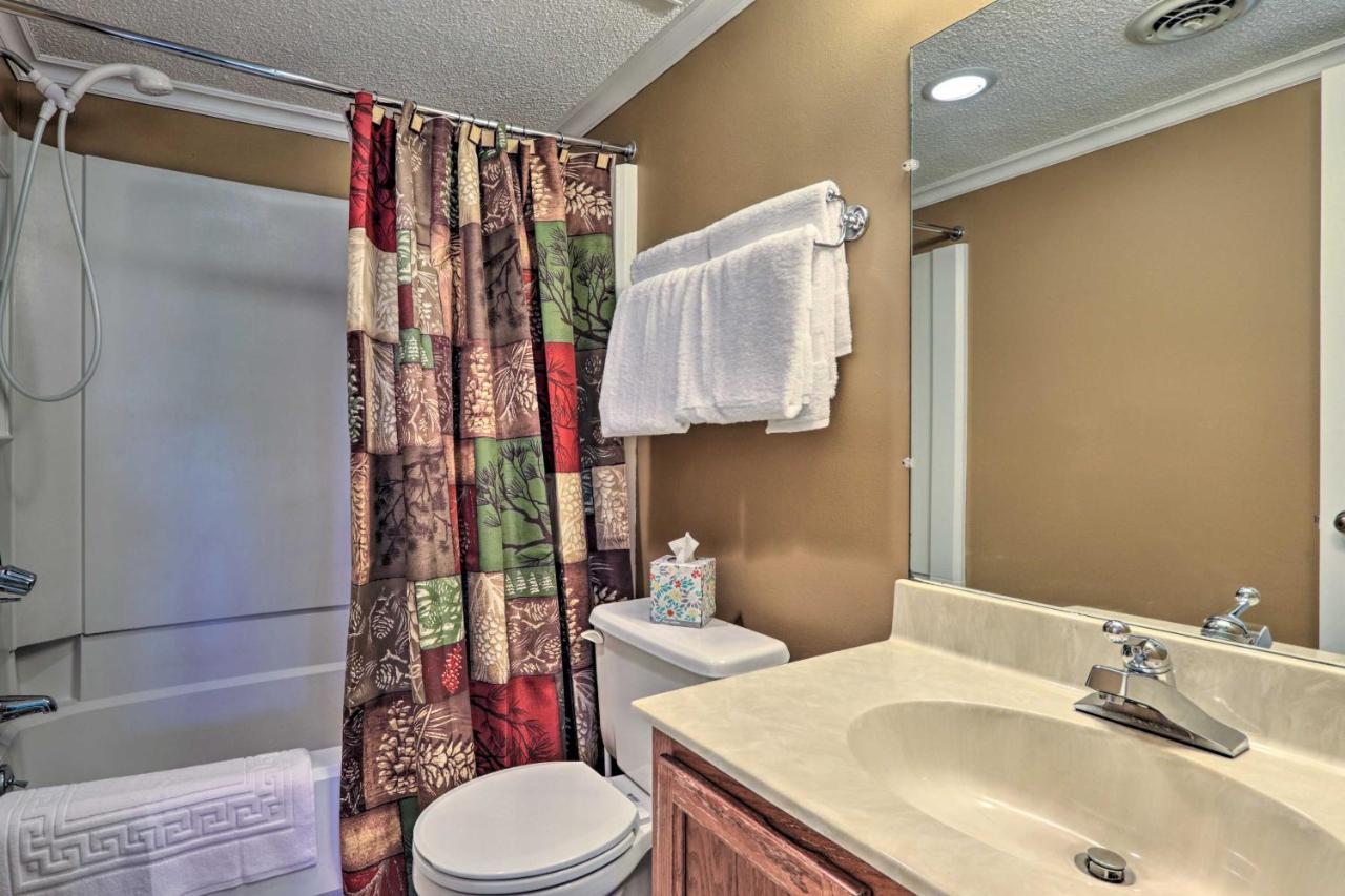 Condo With Pool And Grill Access About 4 Mi To Gatlinburg! Kültér fotó